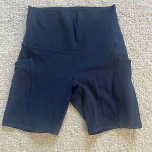 Lululemon Align 6” short with side pocket